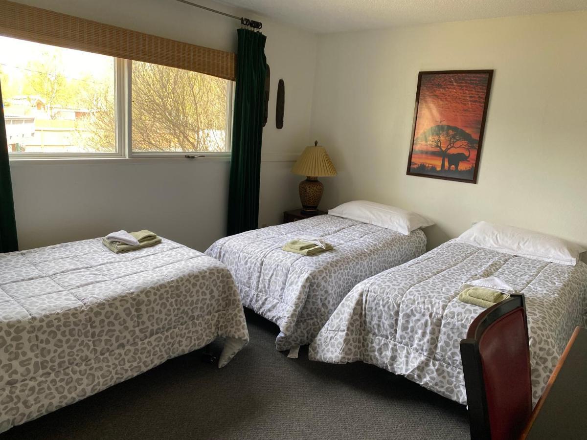 Alaska European Bed & Breakfast Anchorage Exterior photo