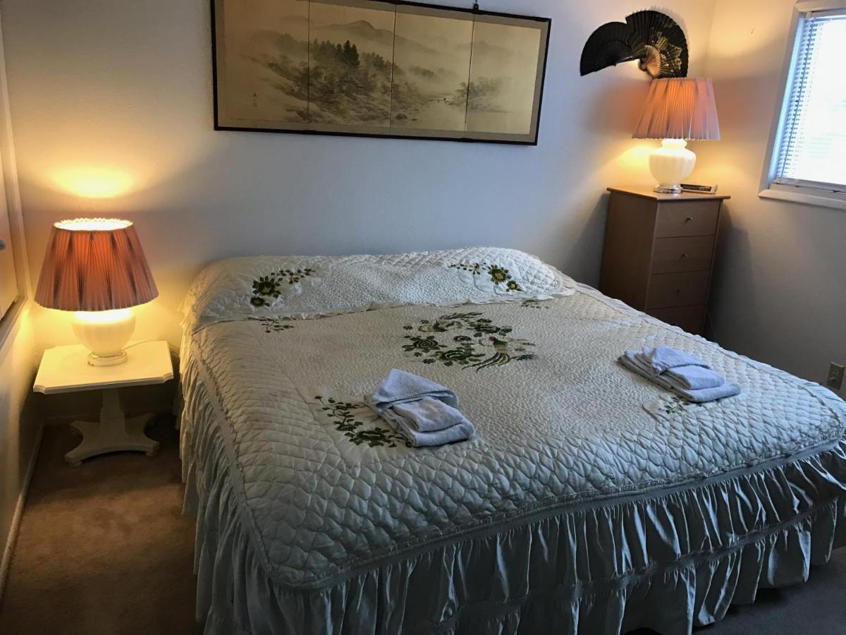 Alaska European Bed & Breakfast Anchorage Exterior photo