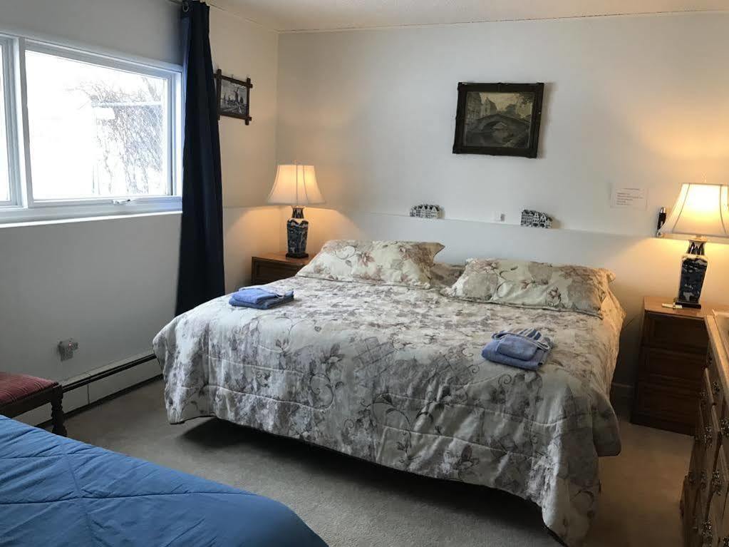 Alaska European Bed & Breakfast Anchorage Exterior photo