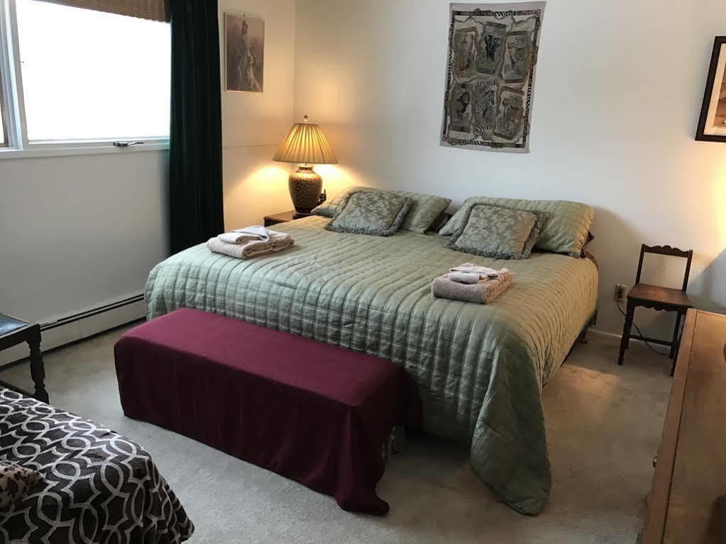 Alaska European Bed & Breakfast Anchorage Exterior photo